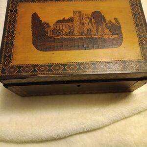 Older  Inlaid Wooden Jewelry  Box - Castle & Diamond Design - Project Piece